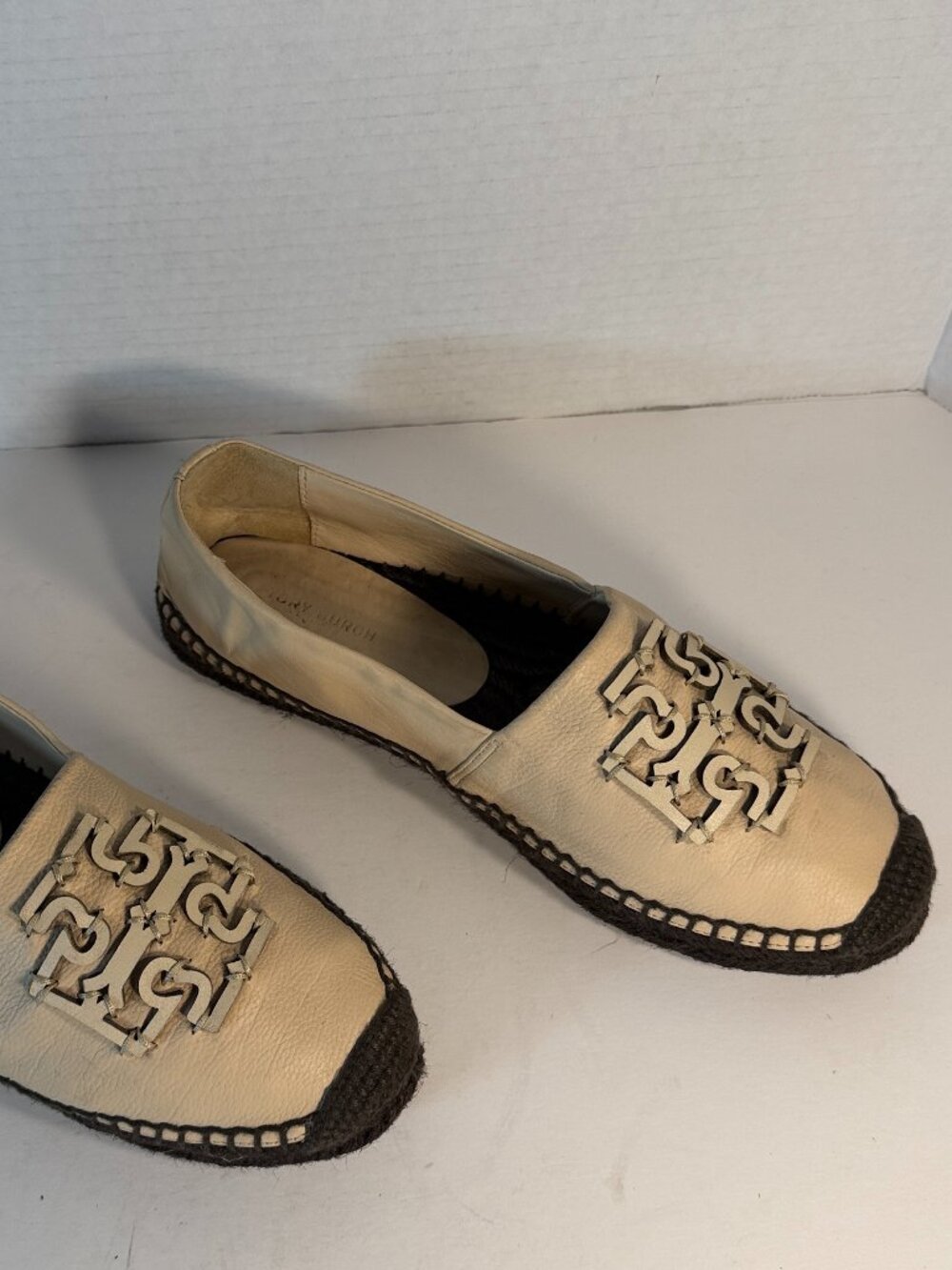 Tory Burch size 7.5 Flats - Picture 3 of 16